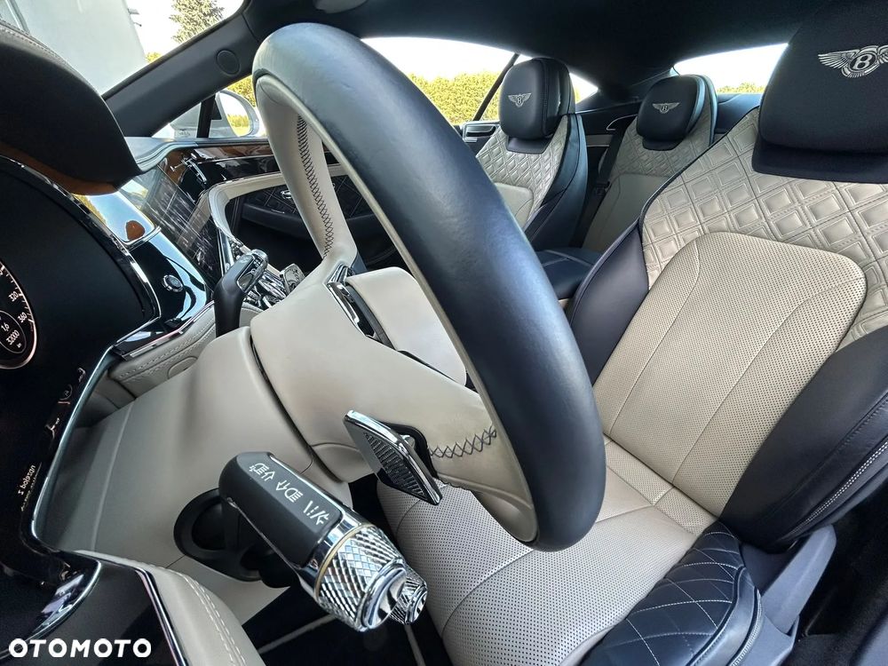 Bentley Continental GT Speed - 12