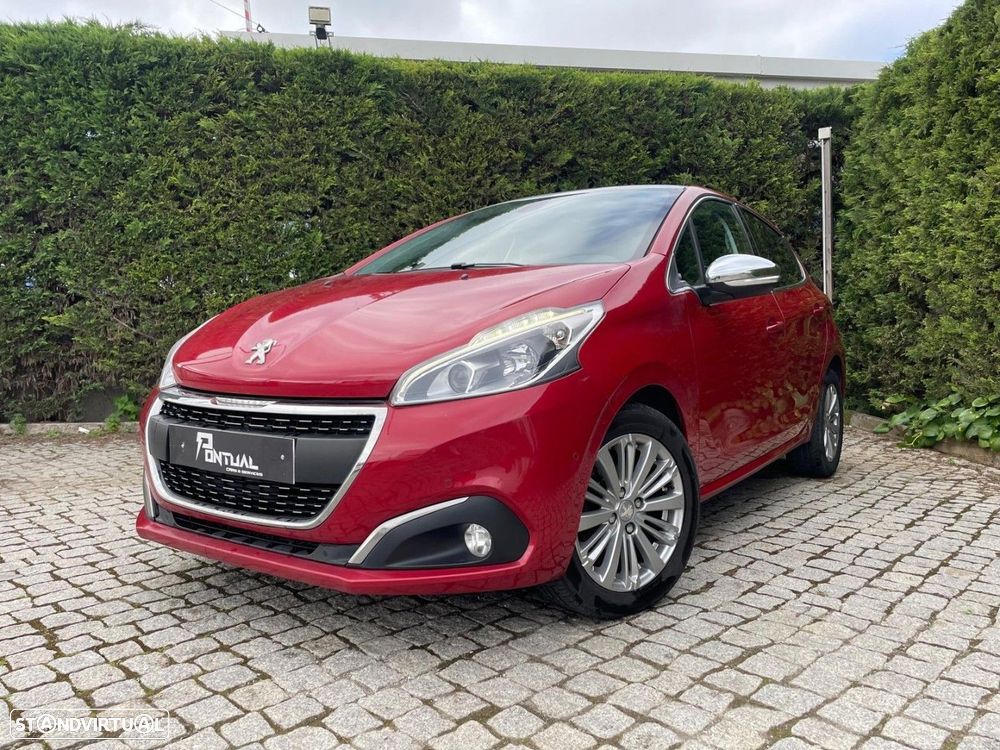 Peugeot 208 1.2 PureTech Allure - 1