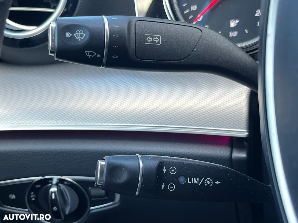 Mercedes-Benz E 300 Aut. - 17