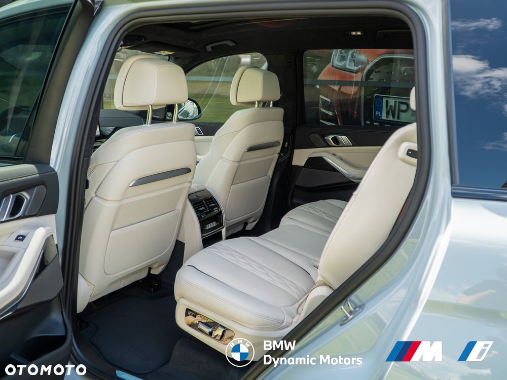 BMW X7 xDrive40d - 25
