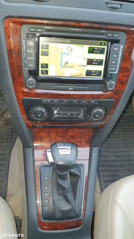 Skoda Octavia 1.8 TSI Ambiente DSG - 9