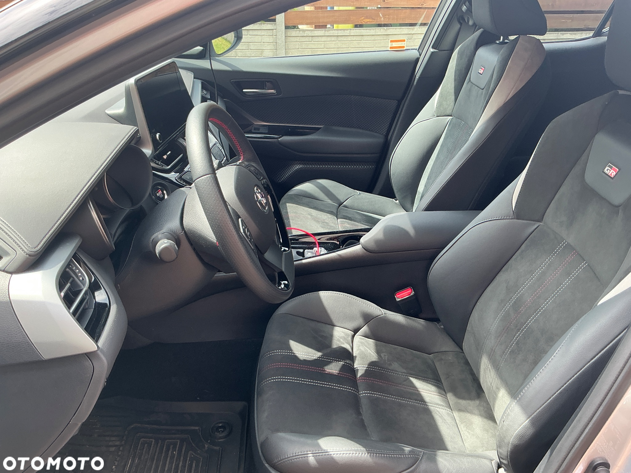 Toyota C-HR 2.0 Hybrid GR Sport - 6