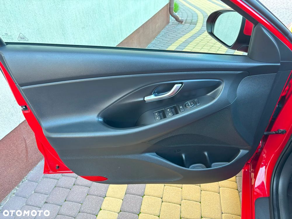 Hyundai i30 1.5 DPI Modern - 17