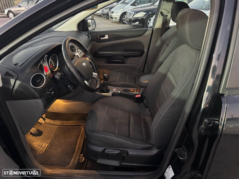 Ford Focus 1.6 TDCi ECOnetic - 9