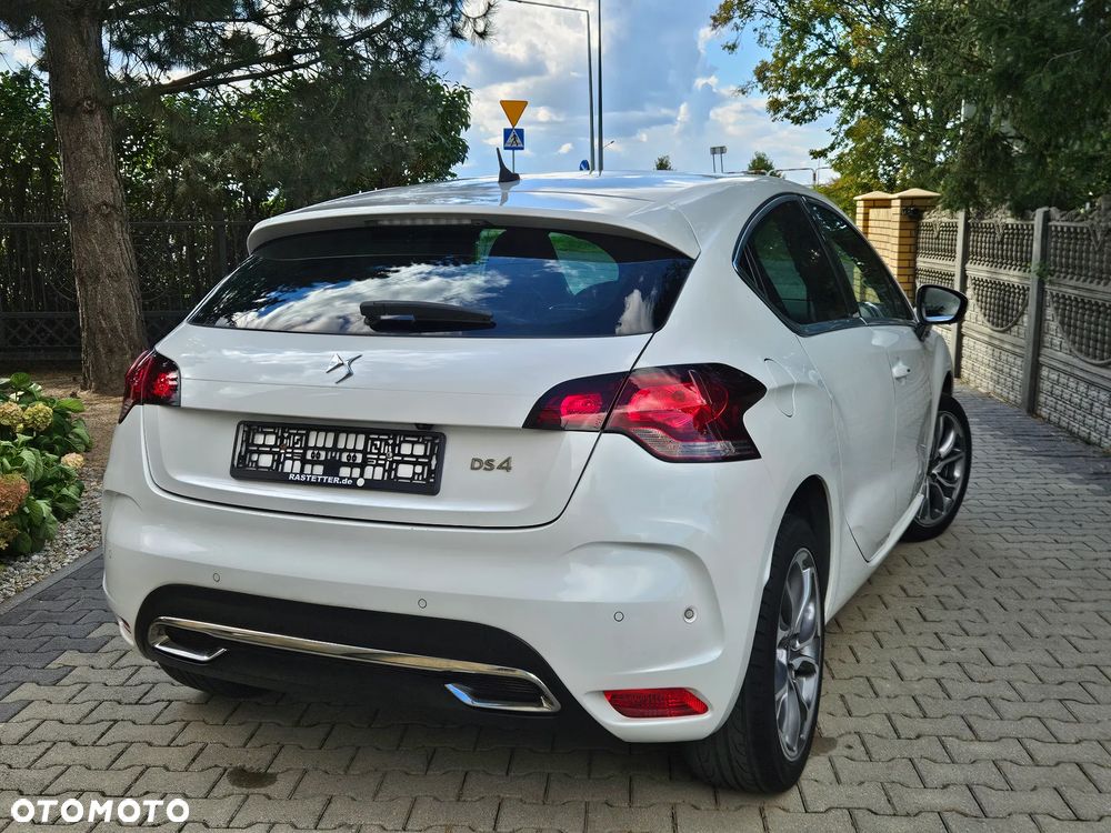 Citroën DS4 Cross 1.6 BlueHDi Be Chic S&S EAT6 - 4