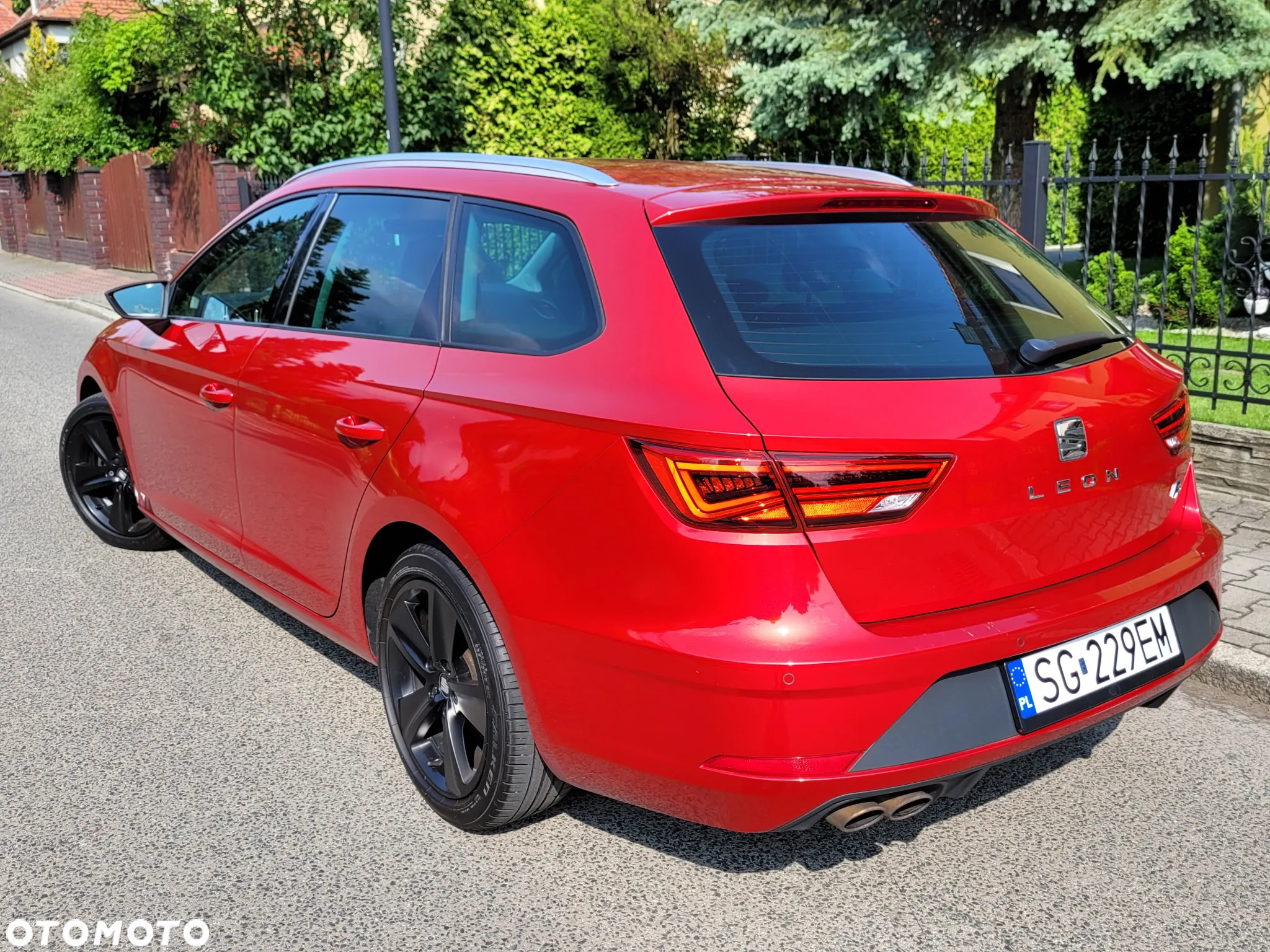 Seat Leon Sportstourer 2.0 TDI FR Plus - 7