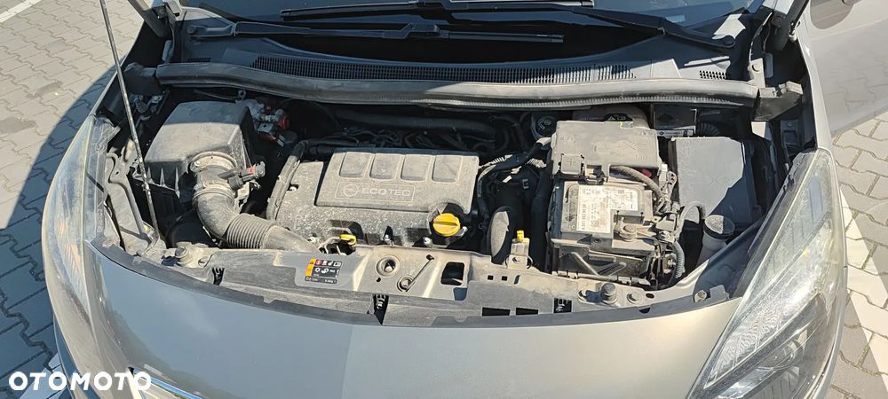 Opel Meriva 1.4 T Cosmo S&S - 2