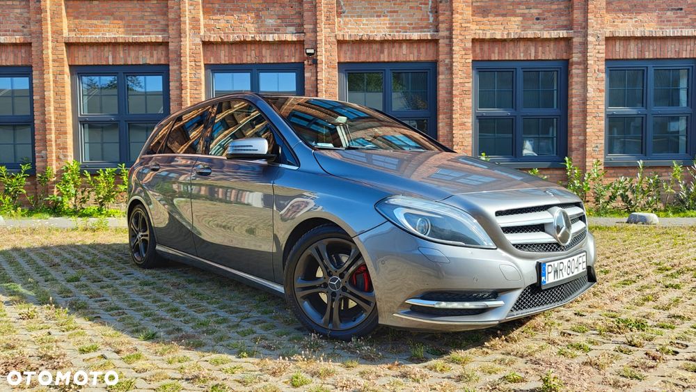 Mercedes-Benz Klasa B 180 BlueEFFICIENCY Edition - 1