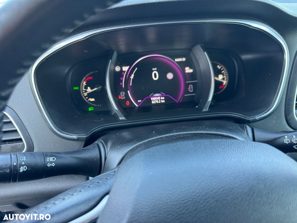 Renault Megane ENERGY dCi EDC Intens - 17