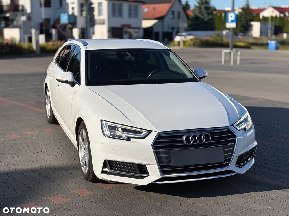 Audi A4 - 1