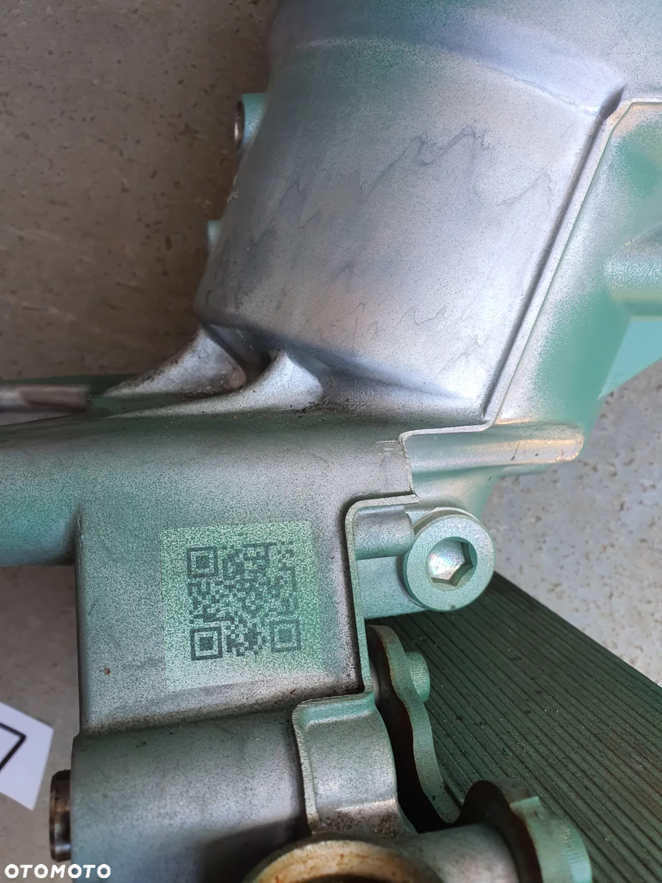 Obudowa, podstawa filtra oleju z chłodnicą Volvo FL, Renault Gama D - 4
