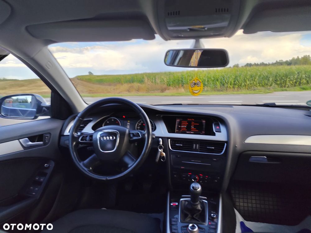 Audi A4 Avant 2.0 TDI - 20