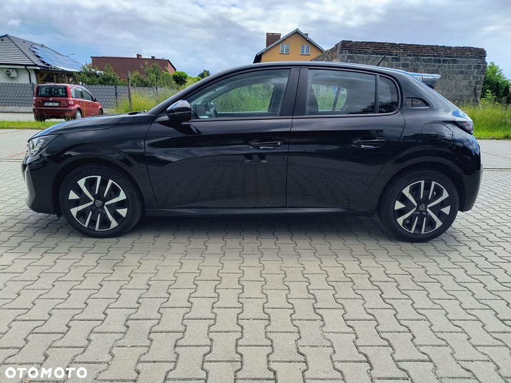 Peugeot 208 - 6