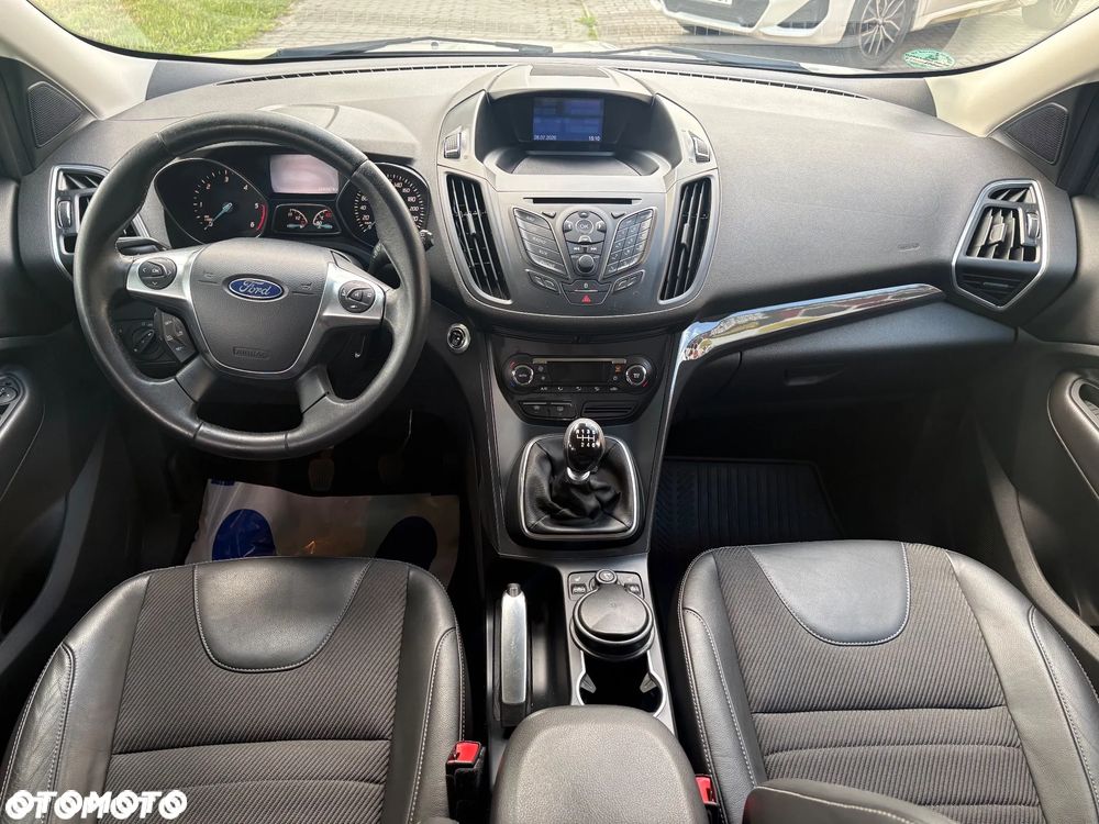 Ford Kuga 2.0 TDCi 4x4 Titanium - 17