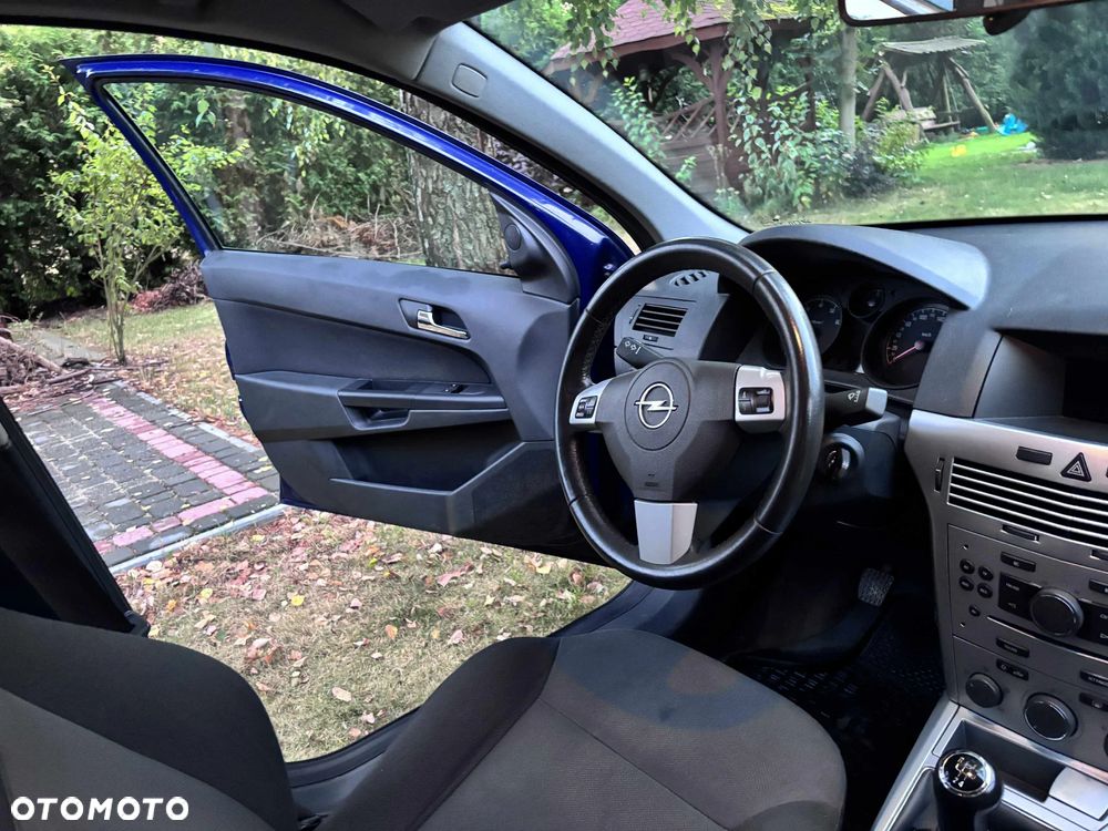 Opel Astra III 1.6 - 17