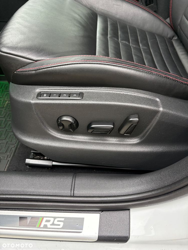 Skoda Octavia 2.0 TSI RS 245 DSG - 37