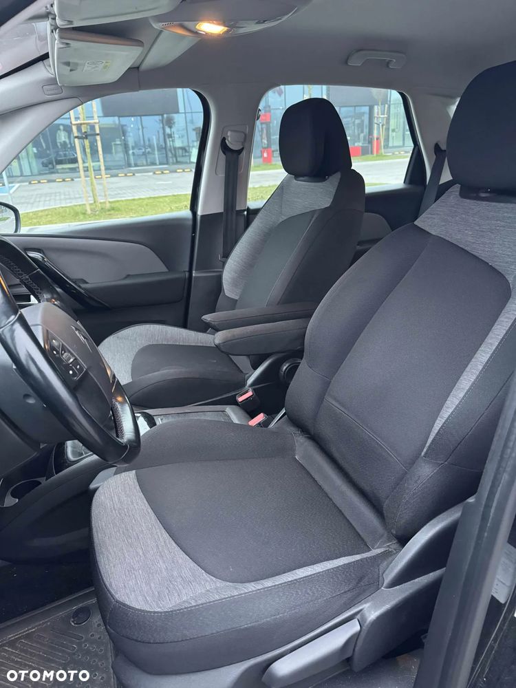 Citroën C4 Picasso - 15