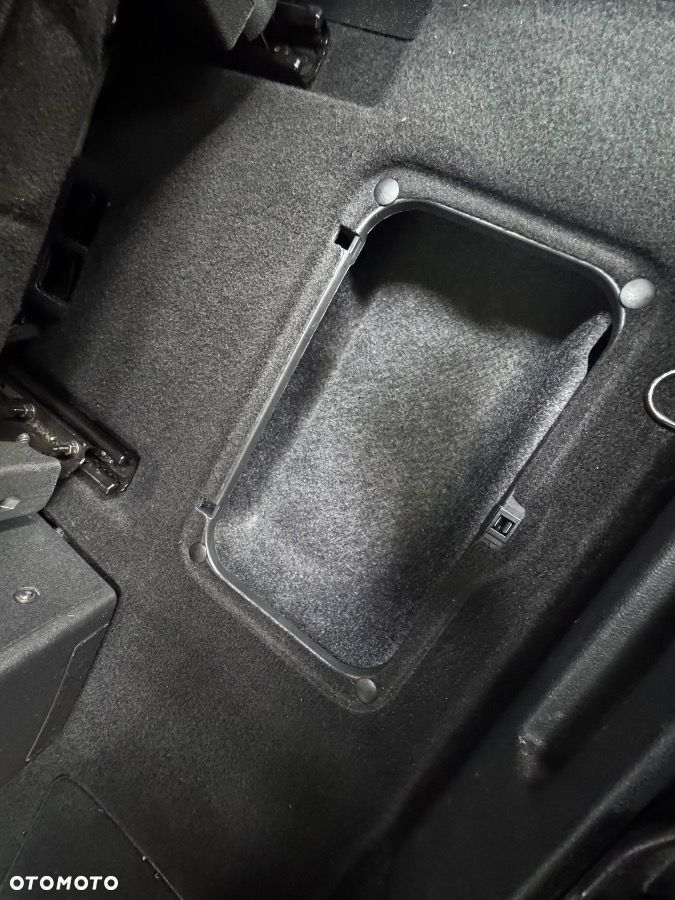 Renault Scenic 1.5 dCi Bose - 14