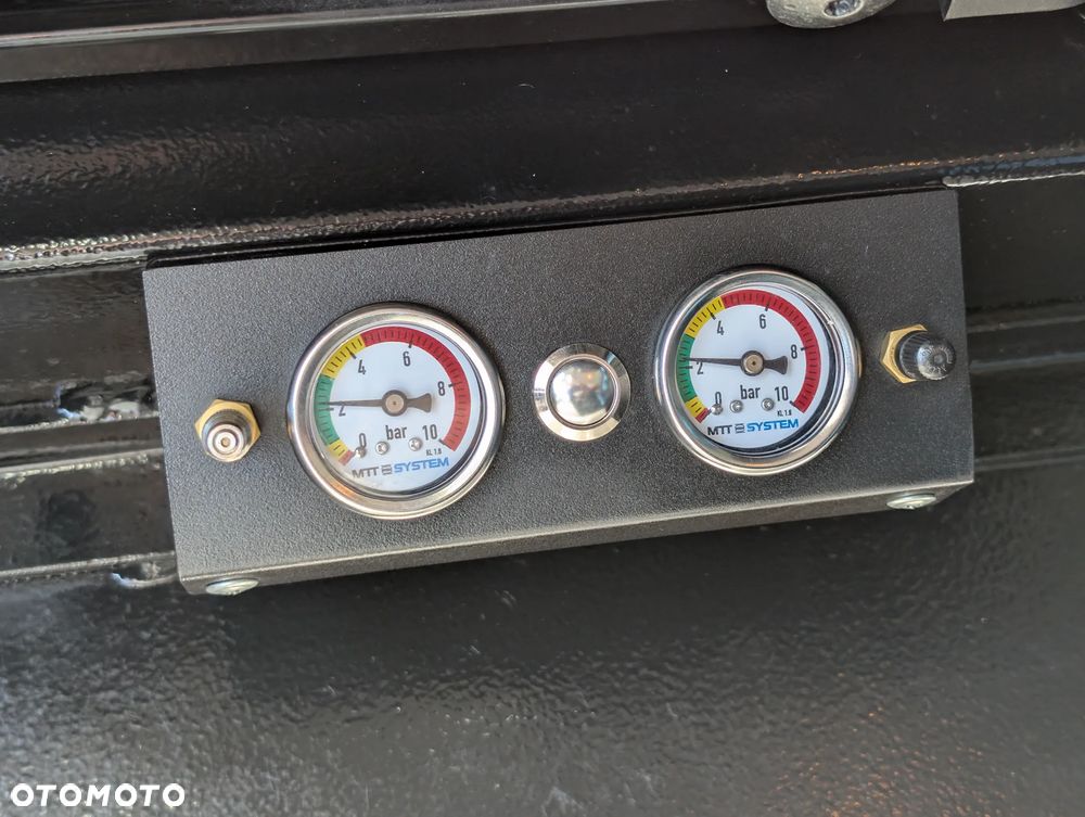MAN TGE 3.180 Volkswagen Crafter 7 osób Autolaweta Dubel kabina - 26