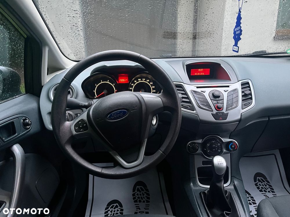 Ford Fiesta 1.25 Viva - 10