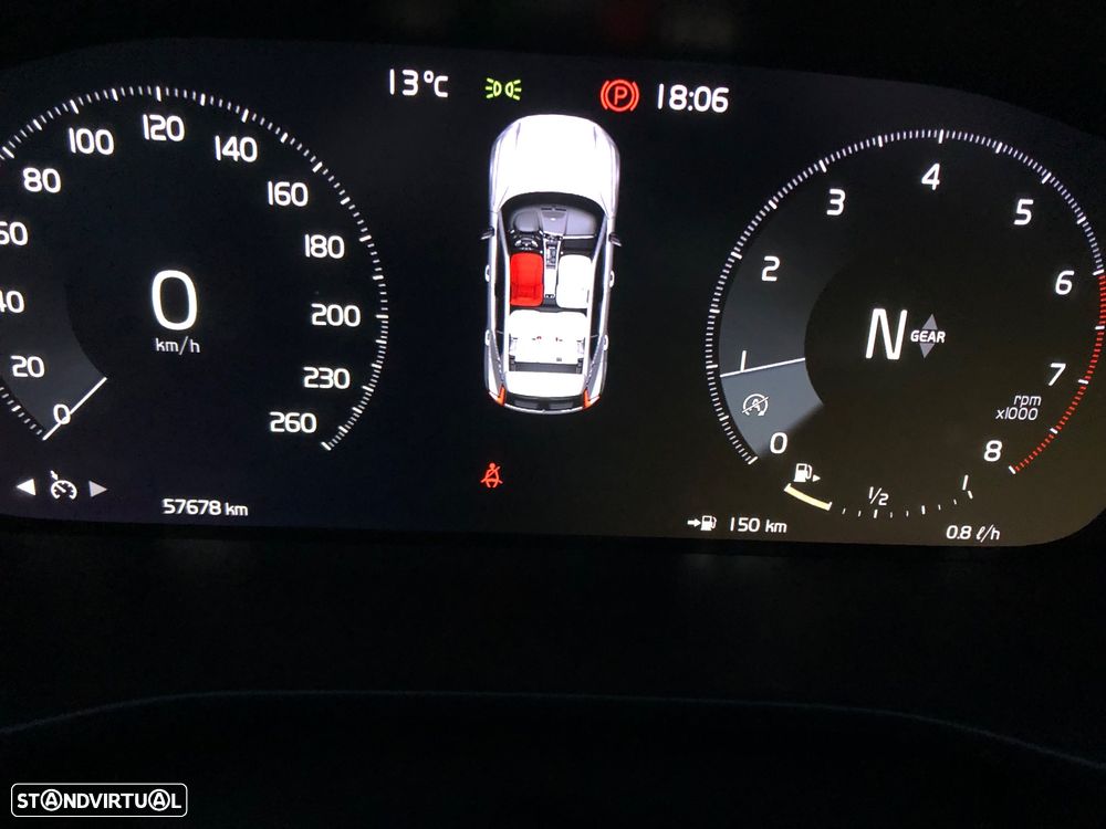 Volvo XC 40 1.5 T2 Momentum Plus - 17