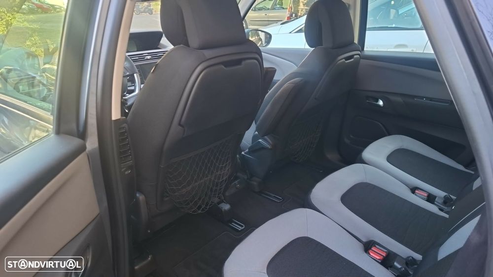 Citroën C4 Picasso 1.6 HDi Attraction ETG6 - 12
