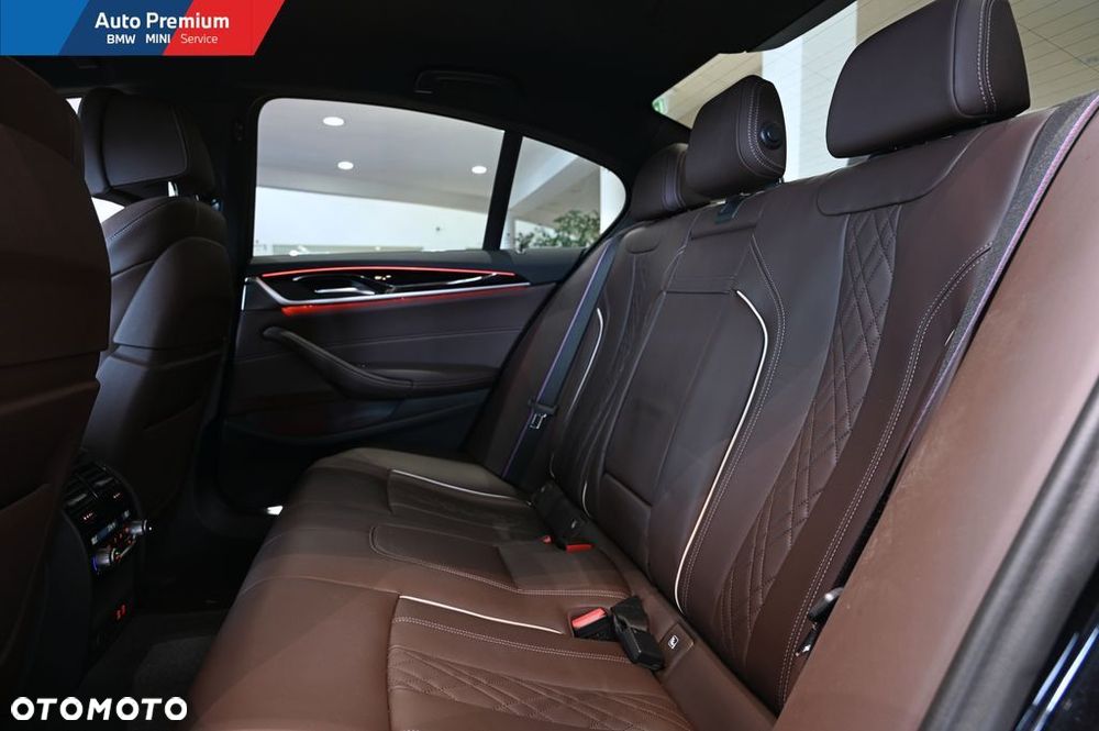 BMW Seria 5 540i xDrive mHEV M Sport sport - 13