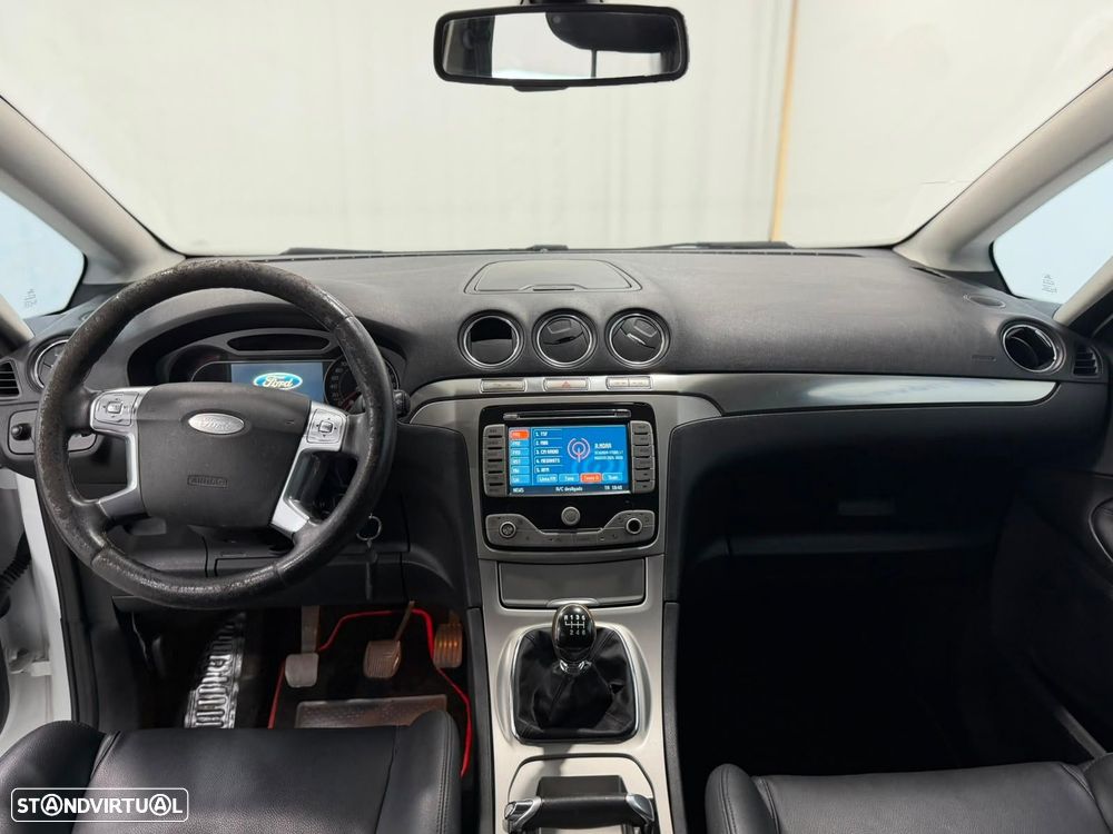 Ford S-Max 2.0 TDCi Titanium 7L - 9
