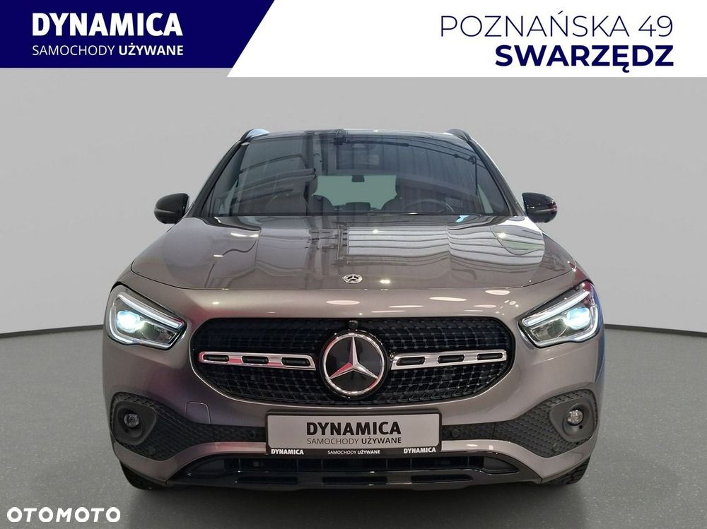 Mercedes-Benz GLA - 3