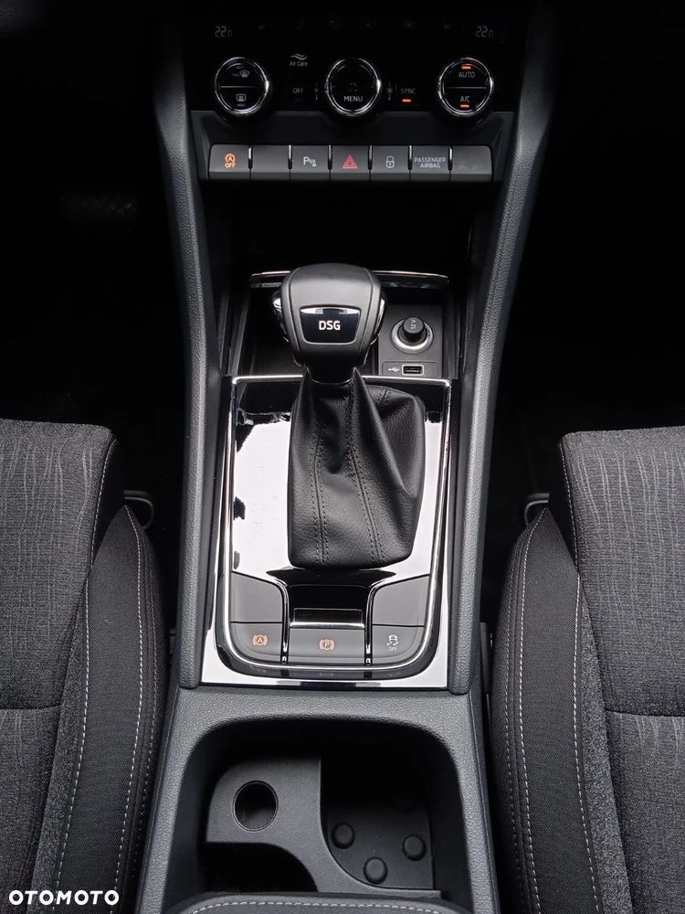 Skoda Karoq 1.5 TSI ACT 4x2 Style DSG - 30