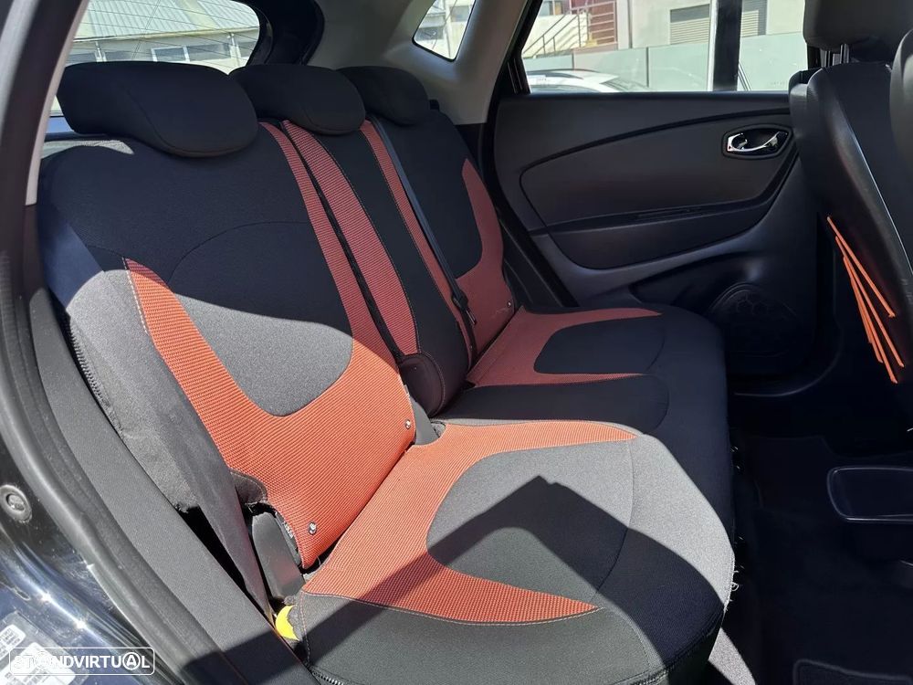 Renault Captur 1.5 dCi Sport EDC - 49