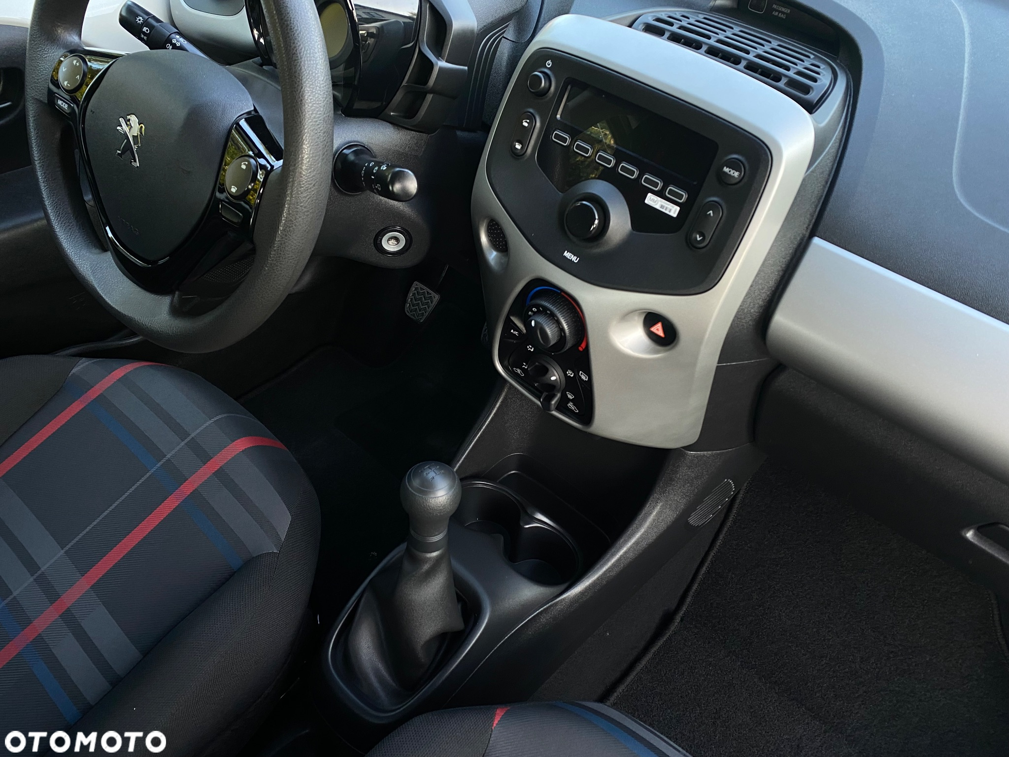 Peugeot 108 PureTech 82 Style - 34