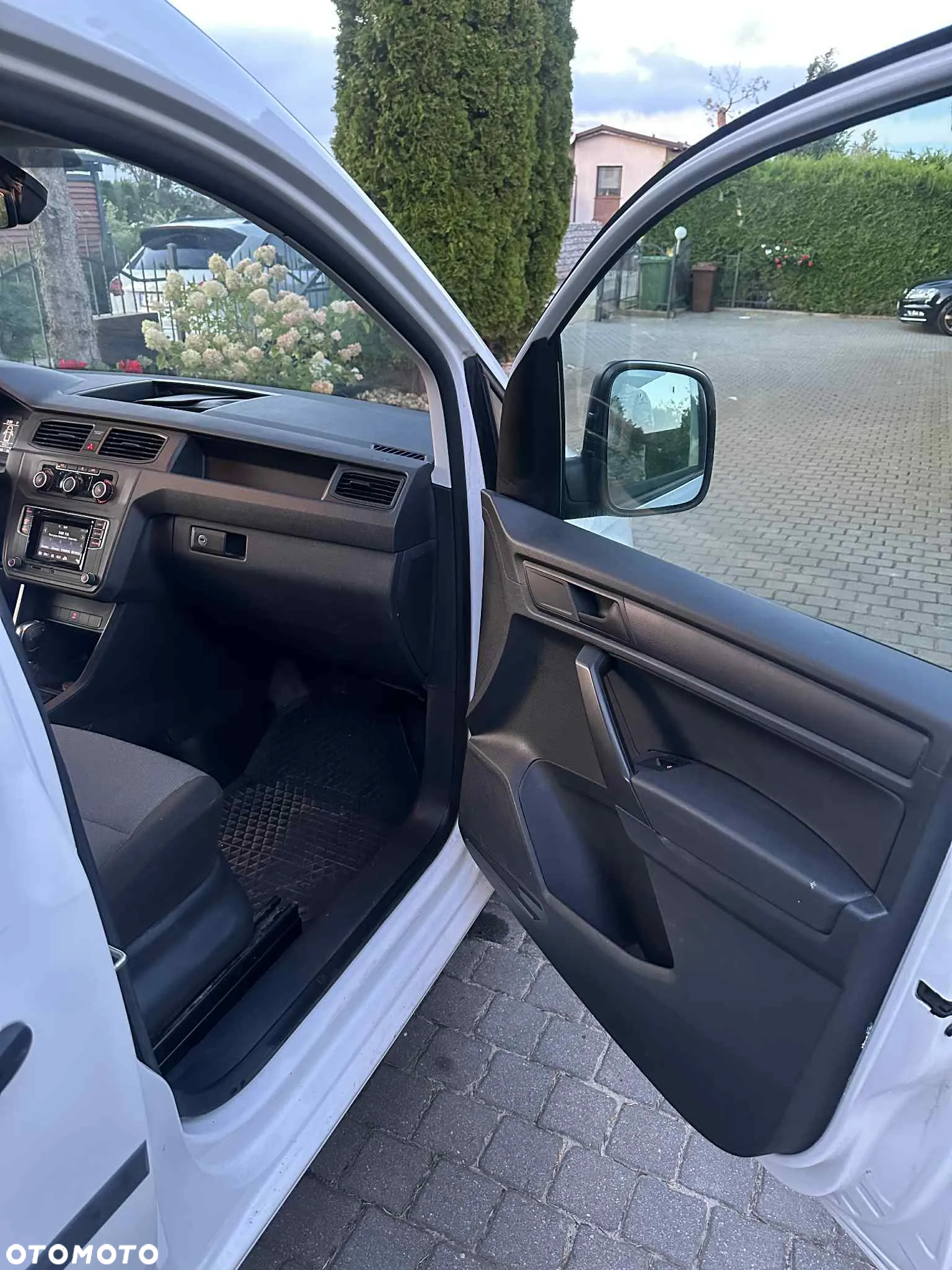 Volkswagen Caddy - 33