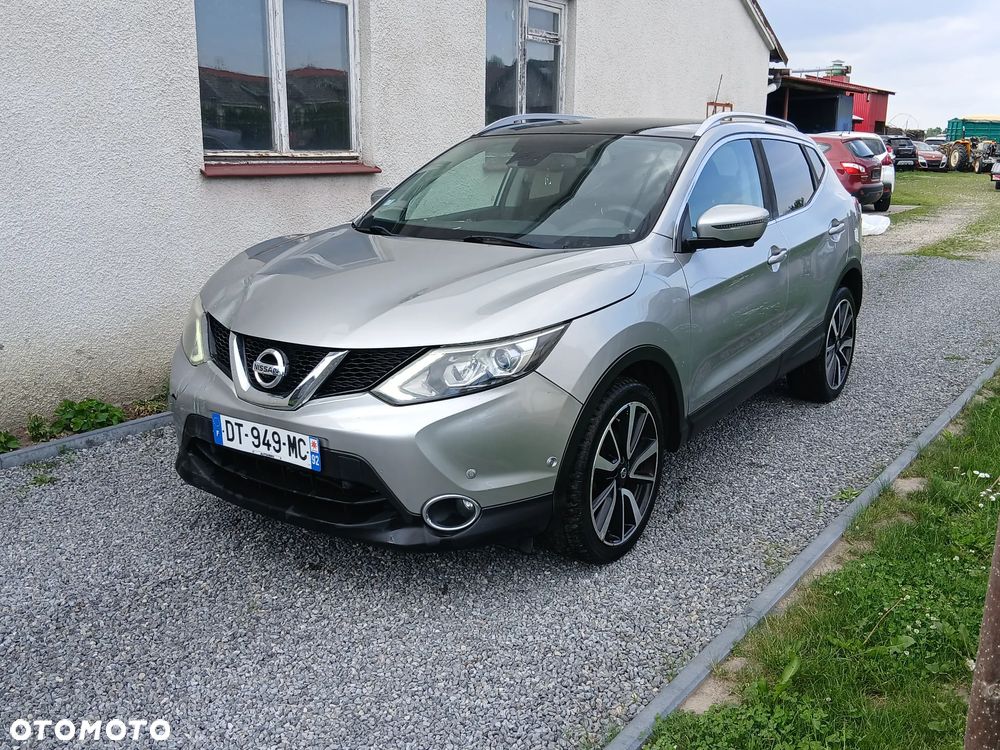 Nissan Qashqai 1.6 dCi Xtronic TEKNA+ - 1