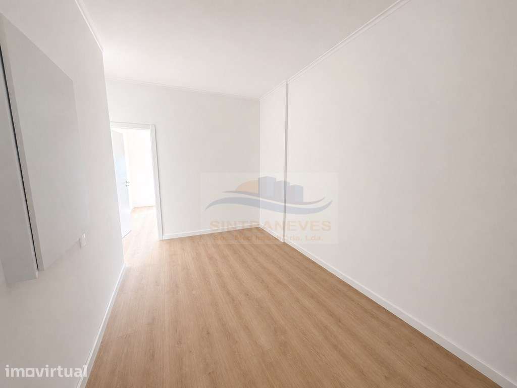 T2 Totalmente Remodelado | Serra da Luz - Odivelas/Pontinha - Grande imagem: 2/15