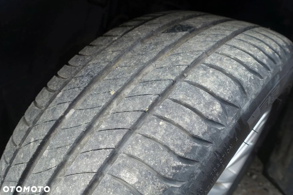 BMW Seria 3 316d Touring - 31