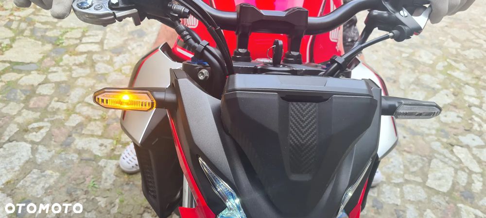 Honda CB - 19