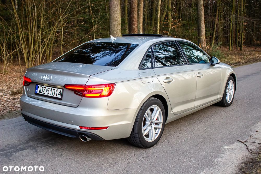 Audi A4 Limousine - 18