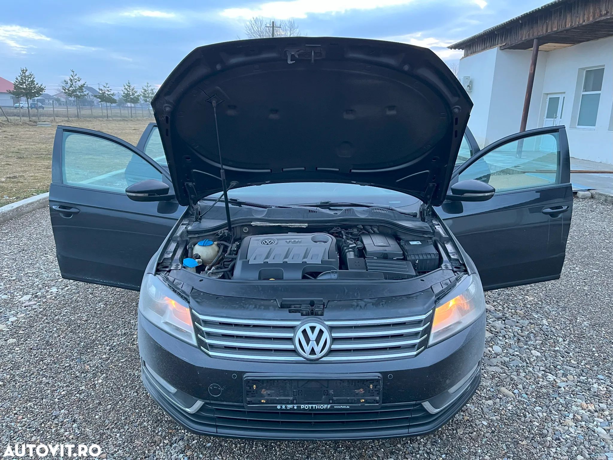 Volkswagen Passat Variant 2.0 TDI Blue TDI Comfortline - 1