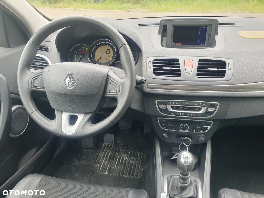 Renault Megane TCe 130 Luxe - 12
