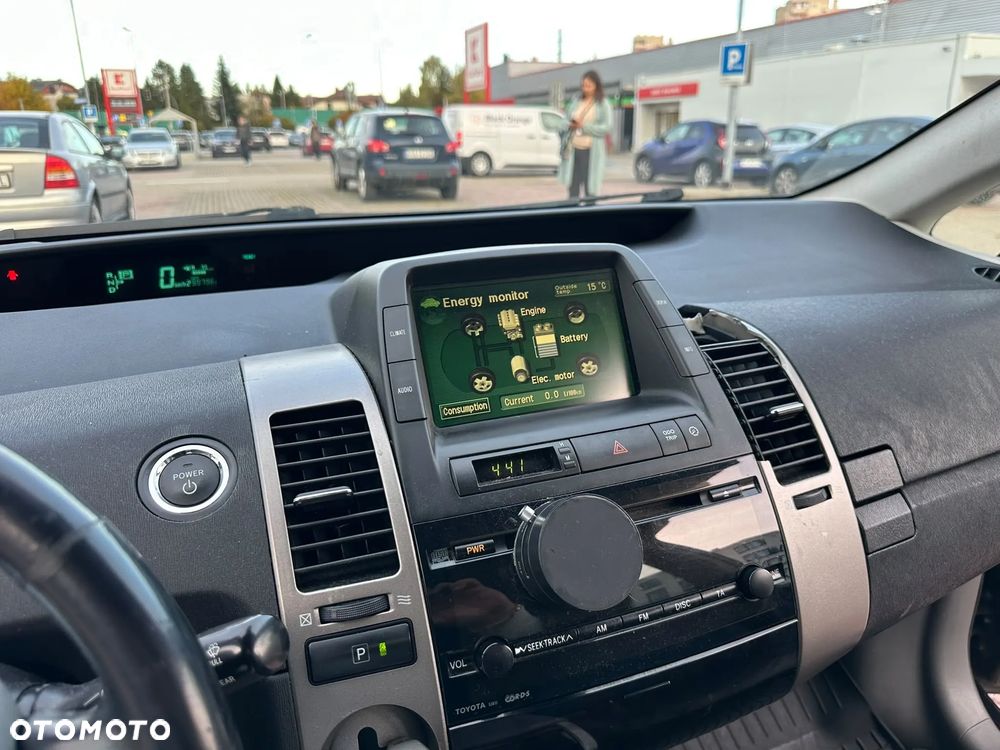 Toyota Prius - 12