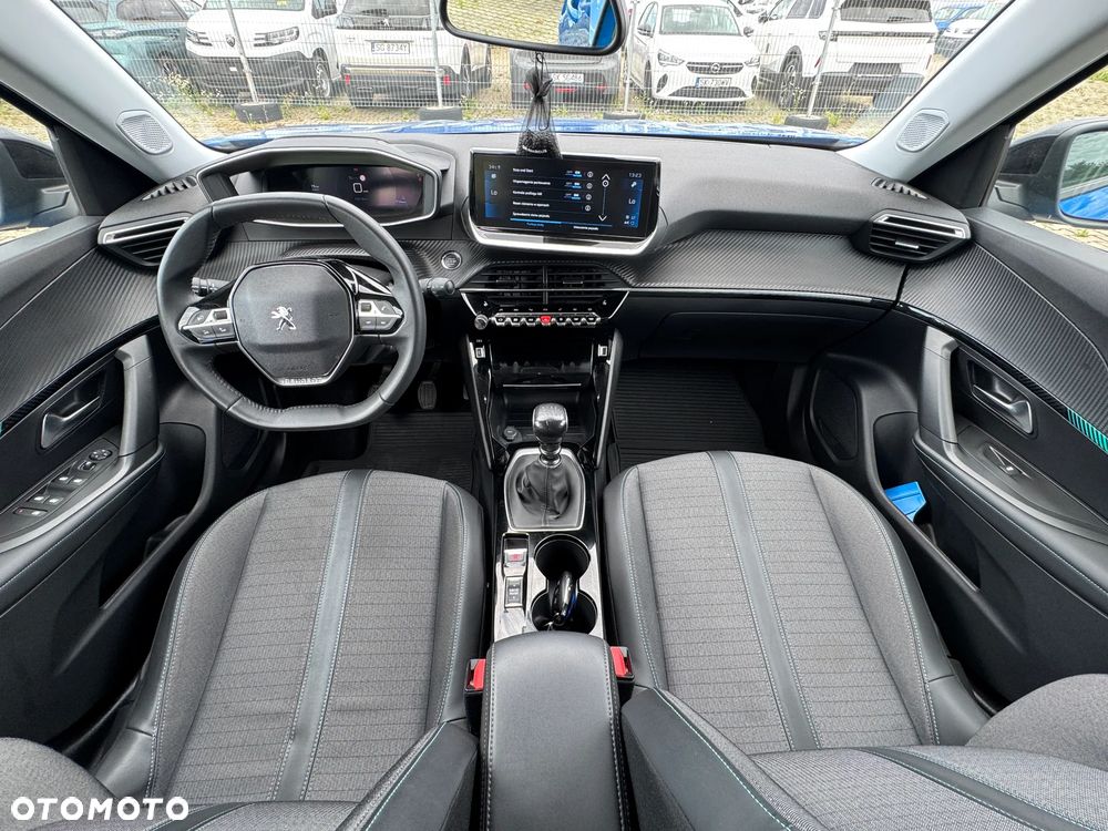 Peugeot 2008 1.2T Allure S&S - 12