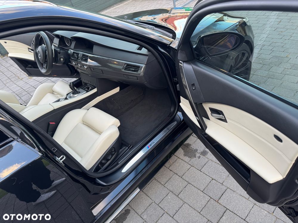 BMW M5 Standard - 18