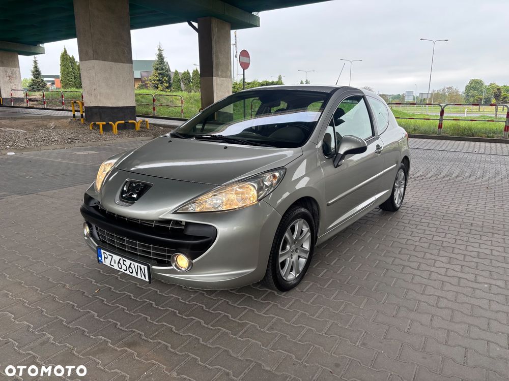 Peugeot 207 - 2