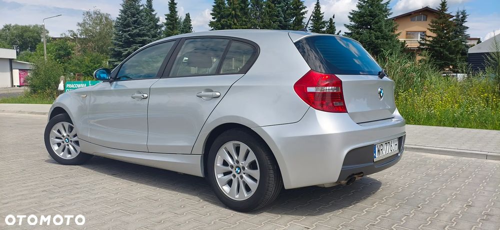 BMW Seria 1 116i - 4
