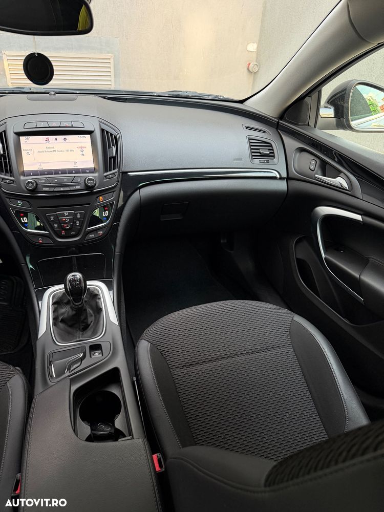 Opel Insignia - 8