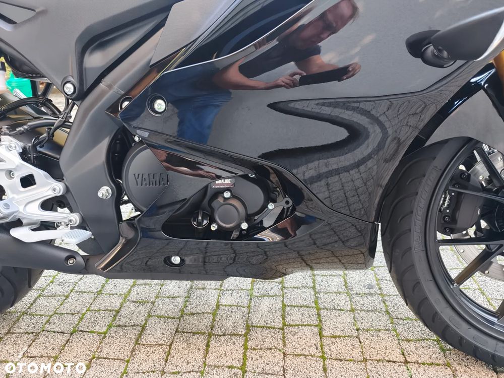 Yamaha YZF - 34