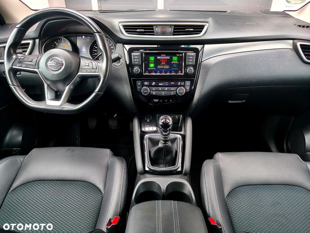 Nissan Qashqai 1.7 dCi TEKNA - 7