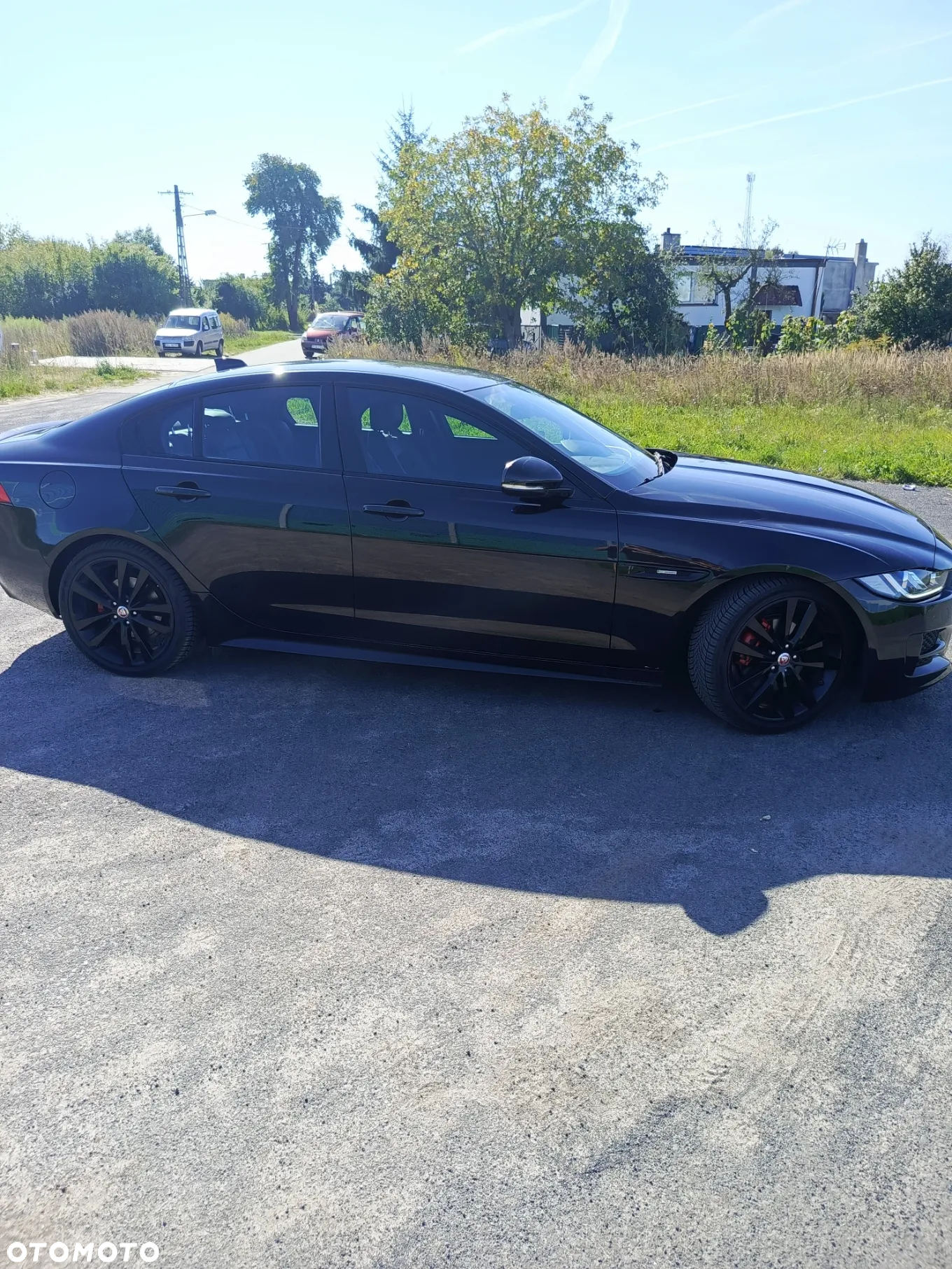 Jaguar XE 2.0 D R-Sport - 11