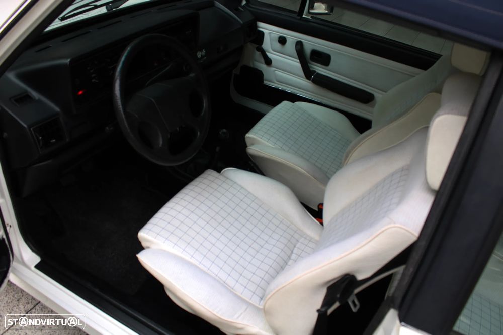 VW Golf Cabriolet 1.6 - 23